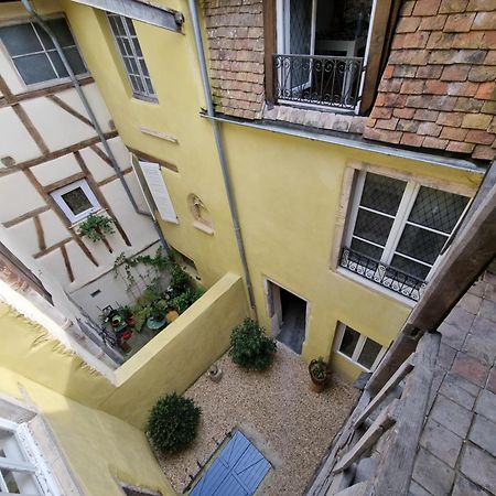 Hotel Fenetre Sur Cour Du Docteur Privey - Secure Park Bike - Voie Bleue Tournus Esterno foto