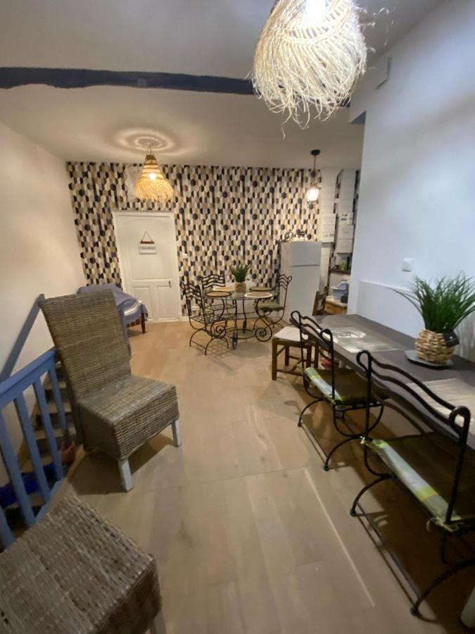 Hotel Fenetre Sur Cour Du Docteur Privey - Secure Park Bike - Voie Bleue Tournus Esterno foto