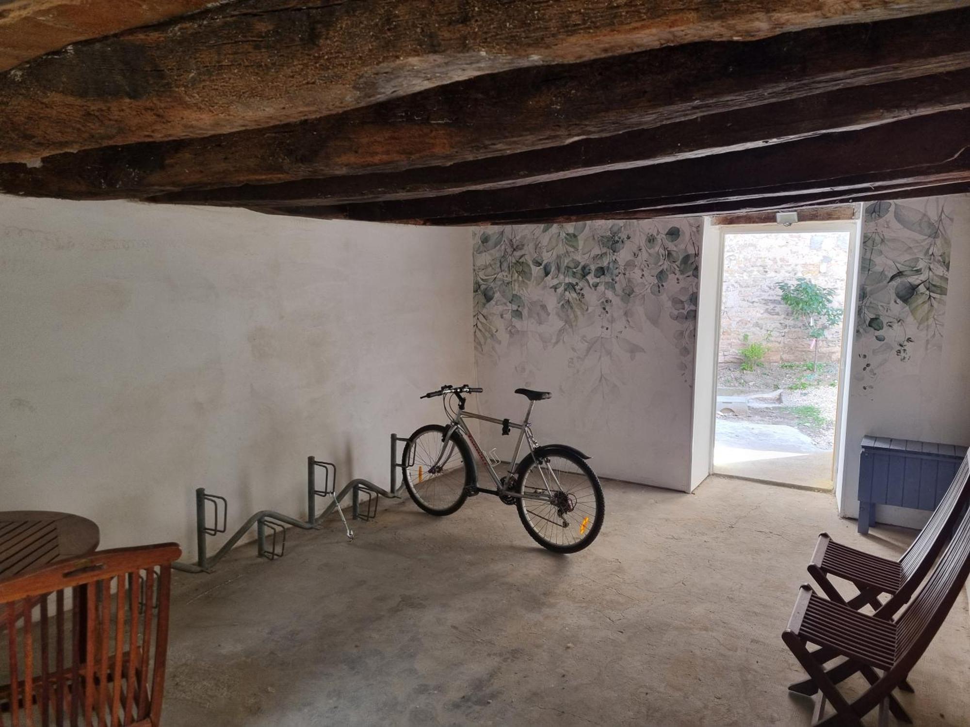 Hotel Fenetre Sur Cour Du Docteur Privey - Secure Park Bike - Voie Bleue Tournus Esterno foto